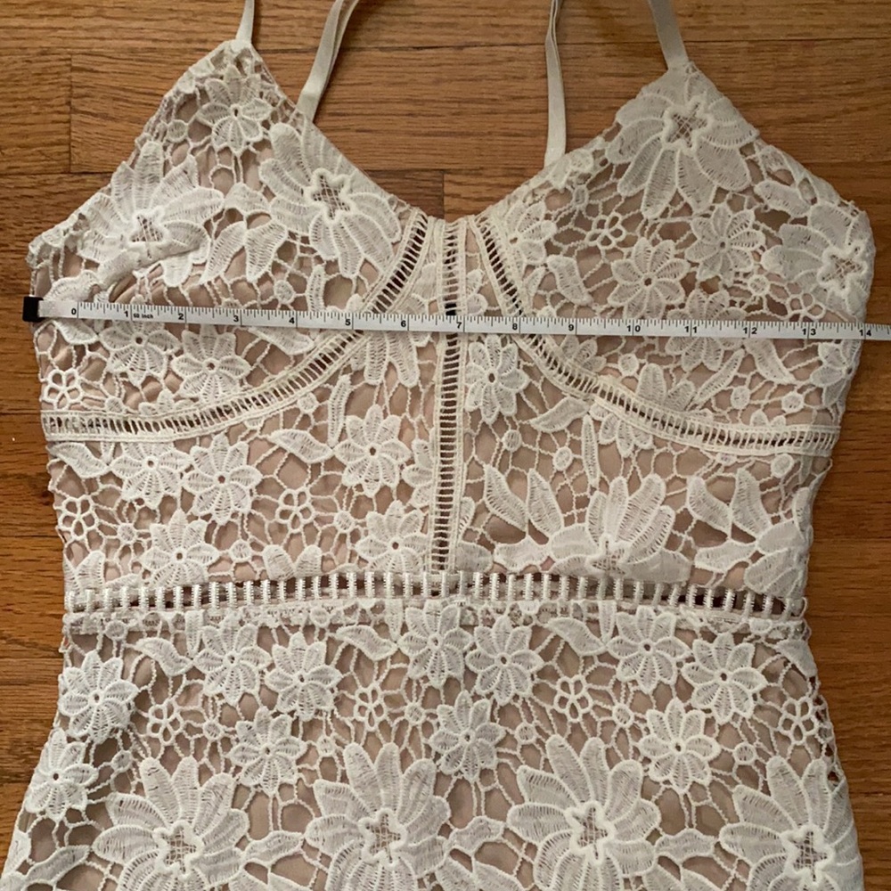 White Lace Dress - Picture 5 of 7